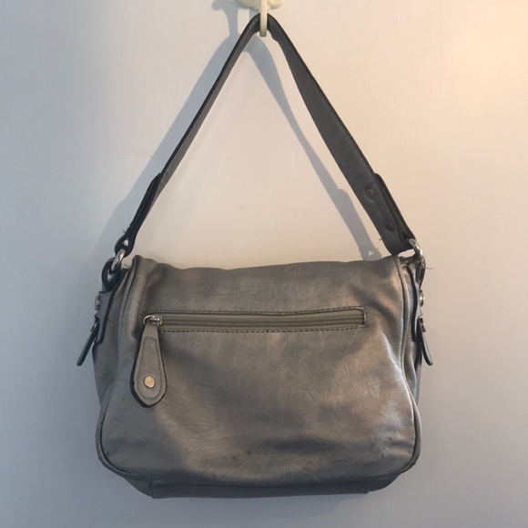 Juicy couture silver metallic over shoulder bag - Picture 4 of 7